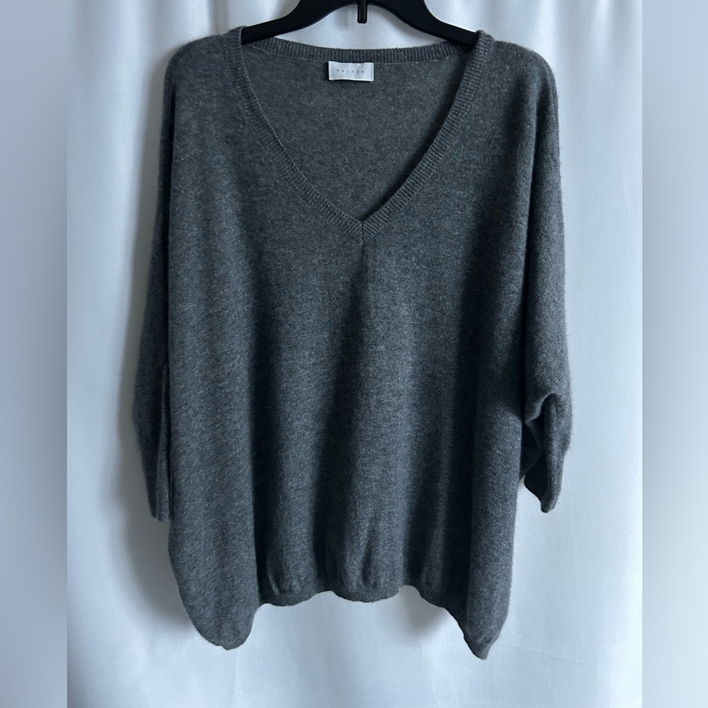 Kujten Women Oversized V-Neck 100% Cashmere Sweater, 2-threads LN